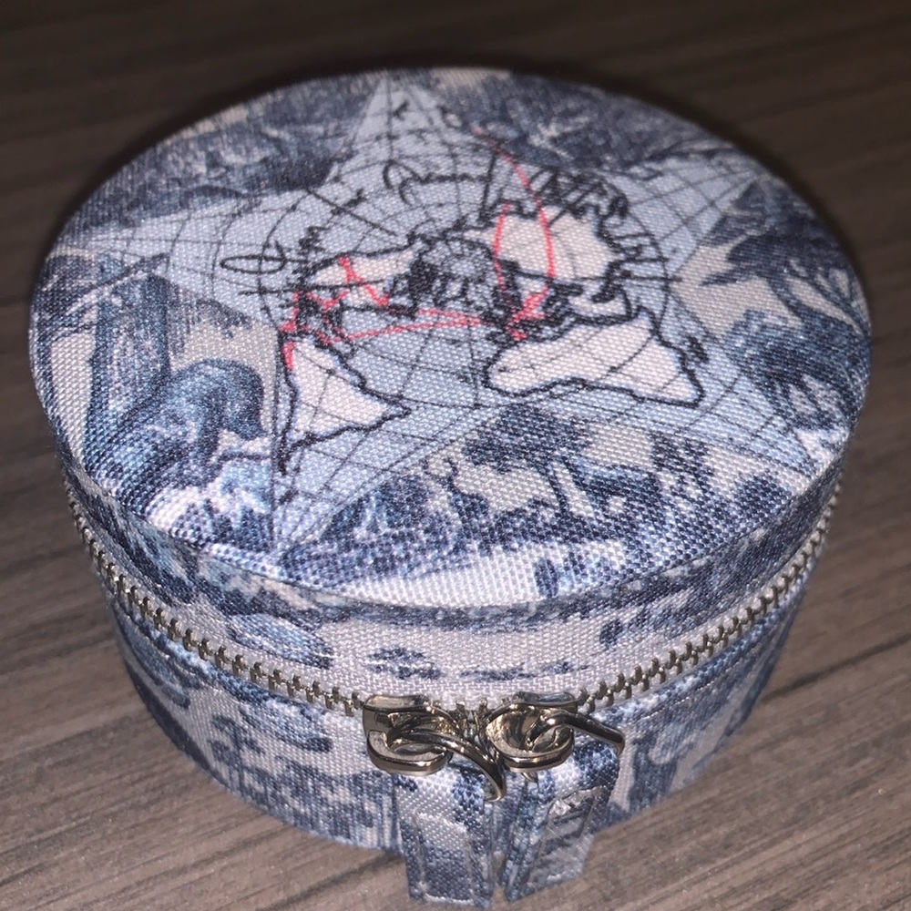 DIOR BEAUTE Around the World Jewlery Box | Brand New Not Used; Unboxed